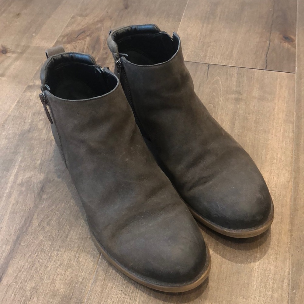 Franco Sarto dudes brown bootie